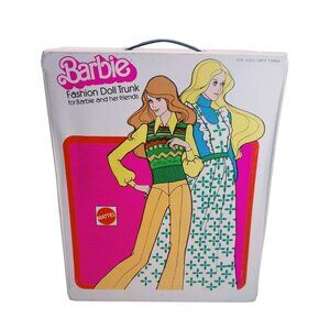 Vintage 1975 Barbie Fashion Doll Trunk Carrying Case Mattel No 1004 White & Pink